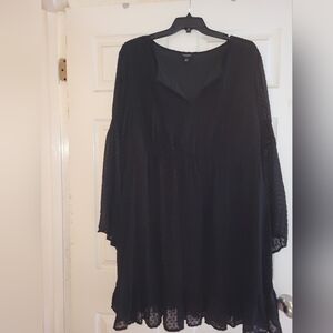 New w/tag TORRID Black Clipdot Skater Dress. Size 3 NWT